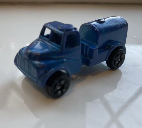 Play art blue diecast - art,