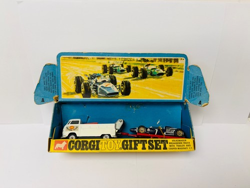 Corgi toys gift set - corgi,