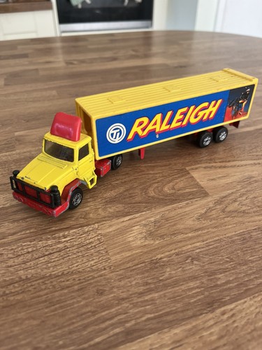 Corgi raleigh burner - corgi, truck